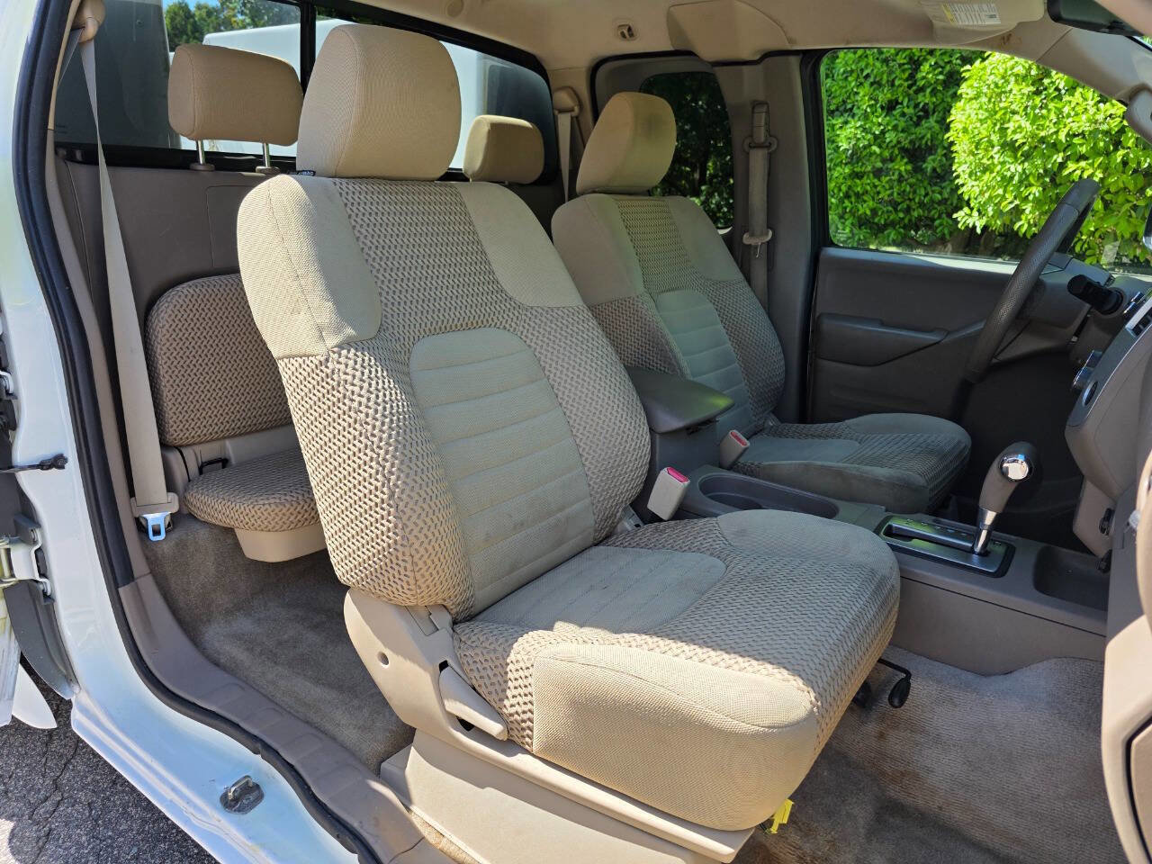 Used 2016 Nissan Frontier SV RWD image 22