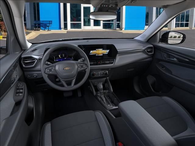New 2026 Chevrolet TrailBlazer LT w/ Midnight Edition FWD image 15