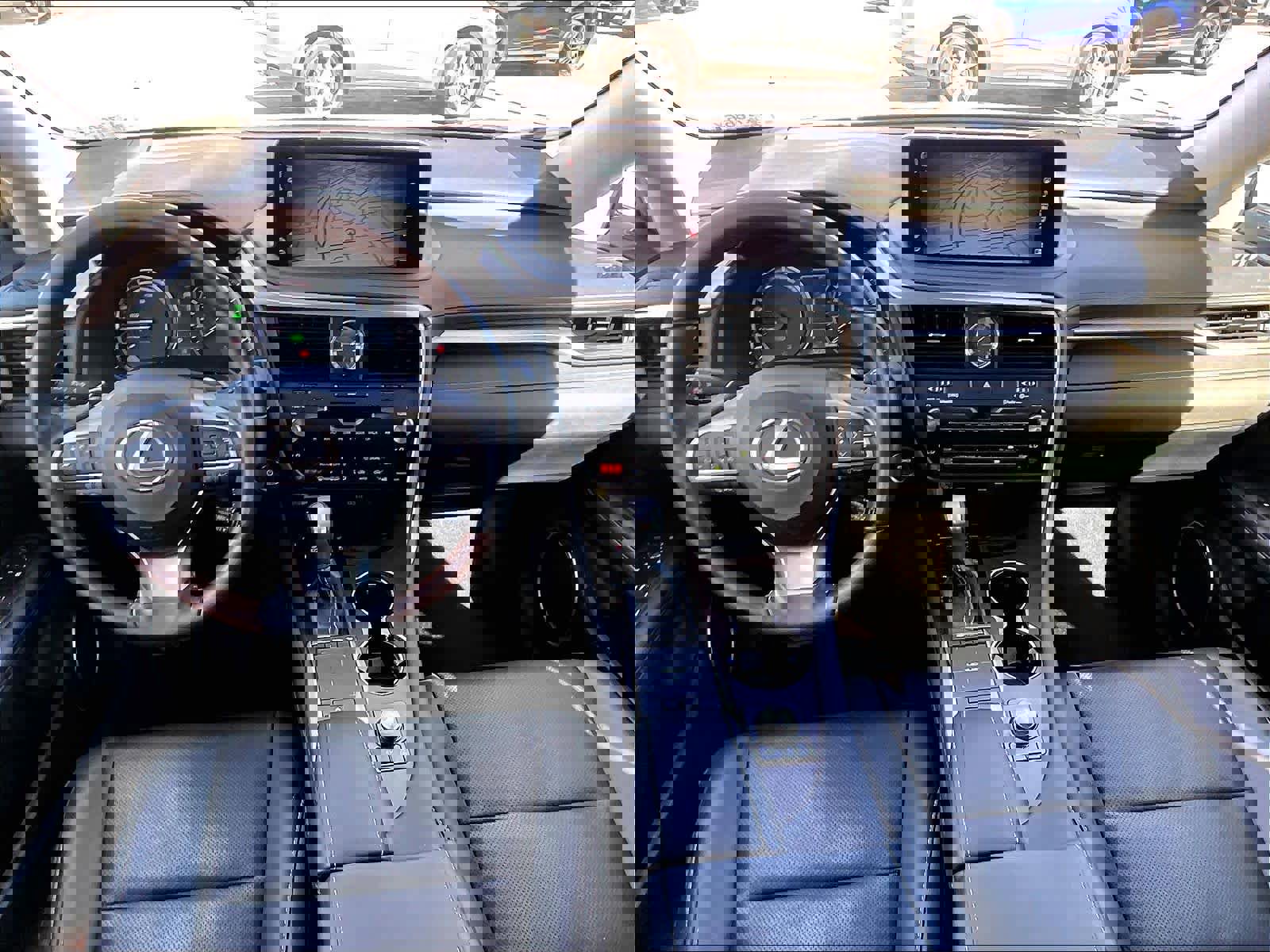 Used 2022 Lexus RX 450h AWD w/ Premium Package image 17