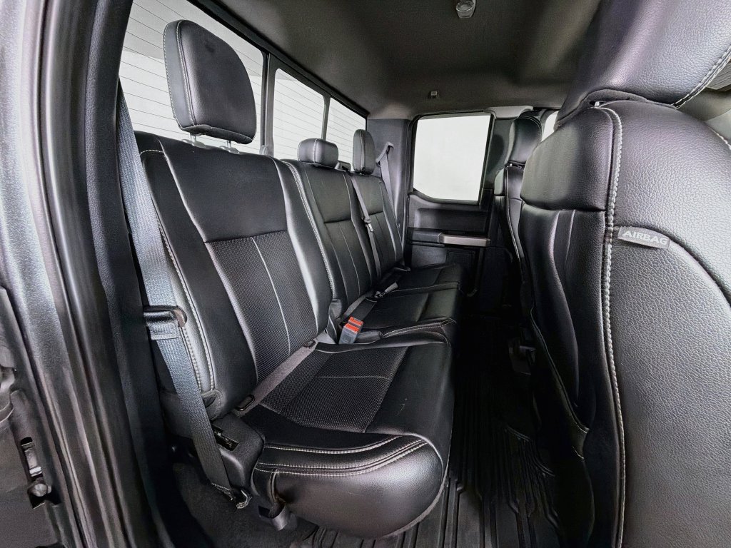 Used 2020 Ford F250 Lariat w/ FX4 Off-Road Package AWD/4WD image 27