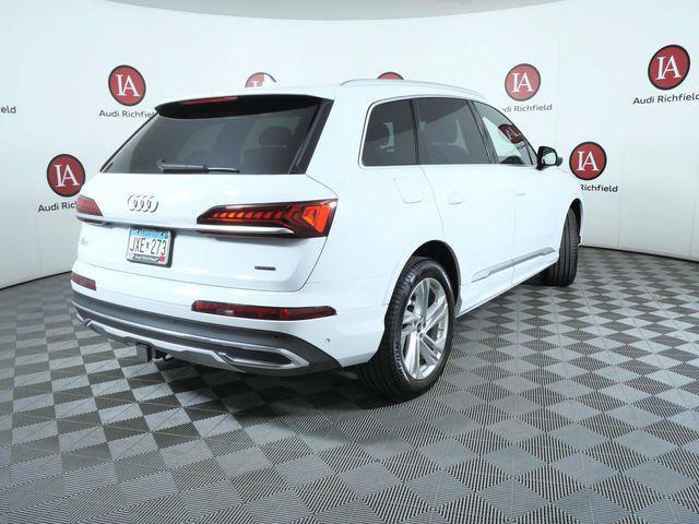 Used 2023 Audi Q7 2.0T Premium w/ Convenience Package AWD/4WD image 8
