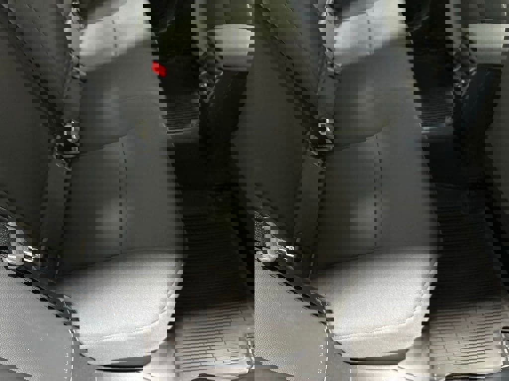 Used 2025 Toyota Corolla LE image 50