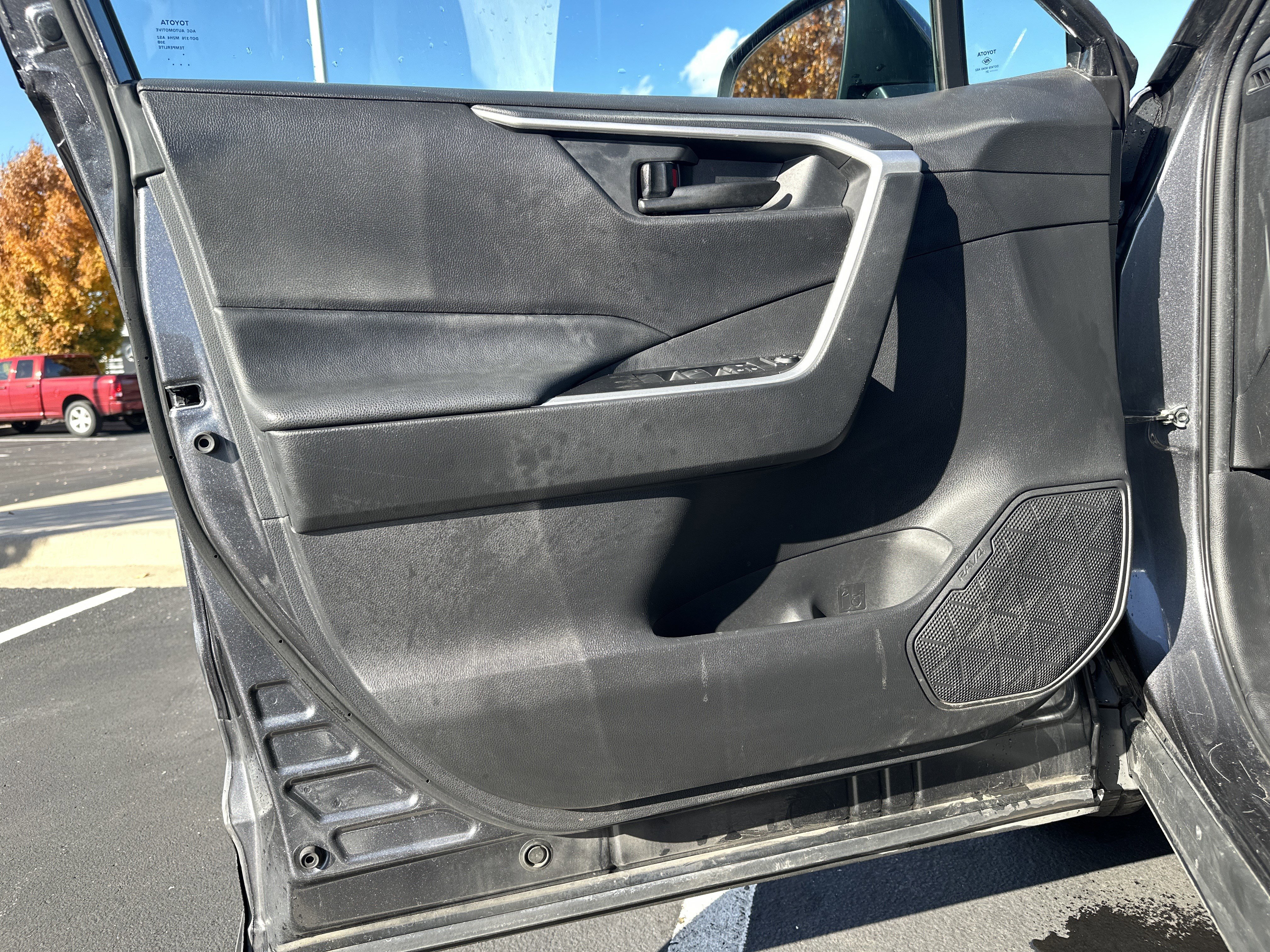 Certified 2021 Toyota RAV4 LE image 14