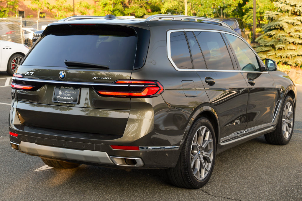 Used 2024 BMW X7 xDrive40i AWD/4WD image 7