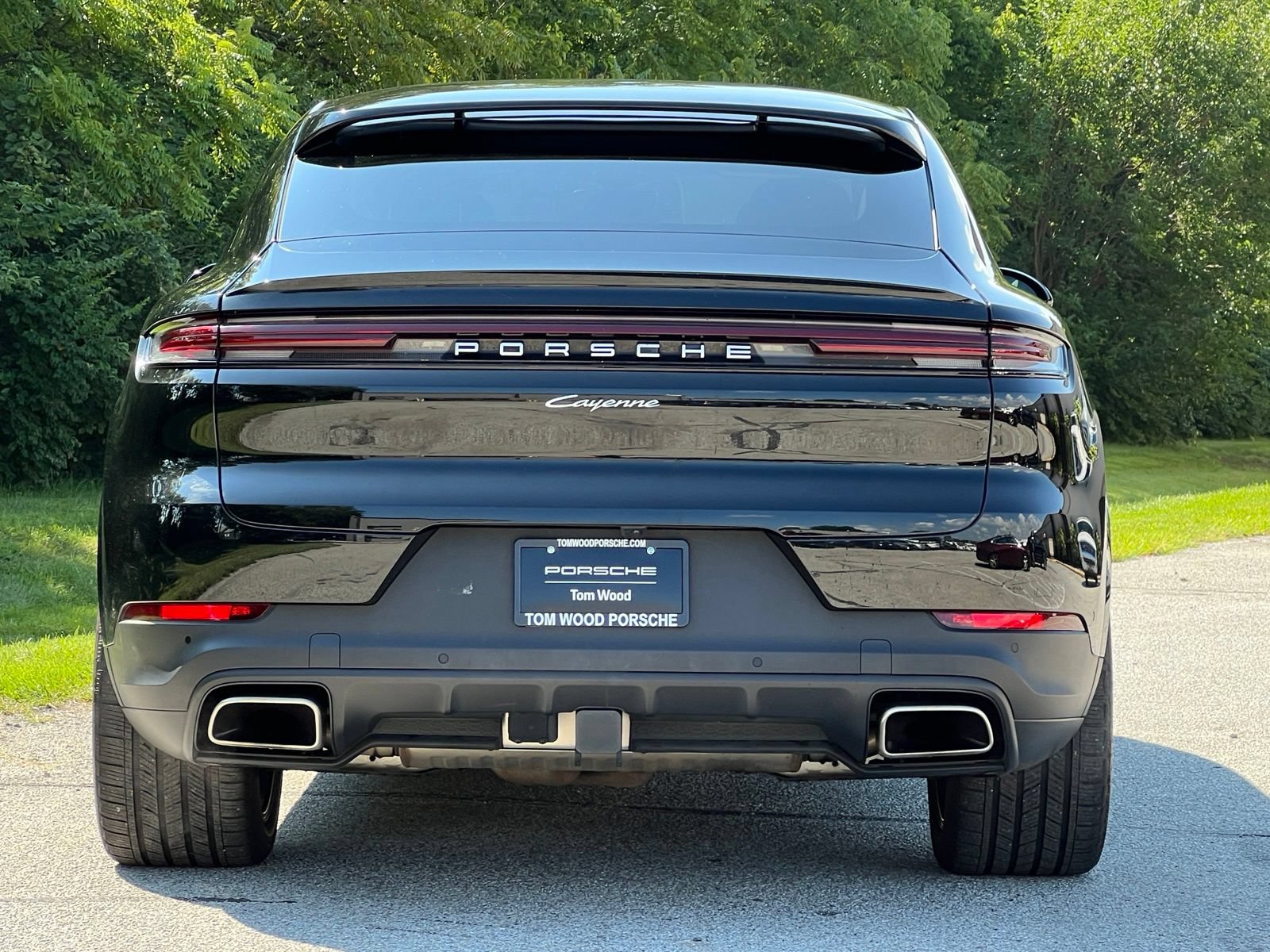 Certified 2024 Porsche Cayenne Coupe AWD/4WD image 8