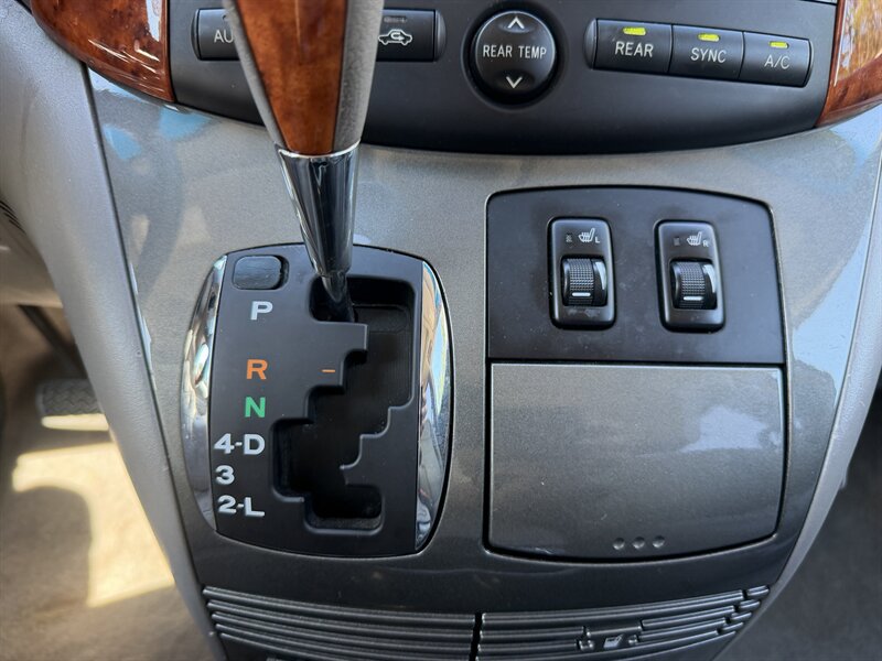 Used 2009 Toyota Sienna AWD image 41