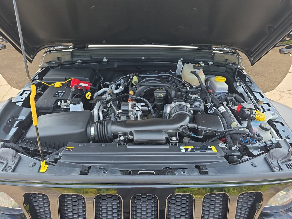 Used 2022 Jeep Wrangler Sport AWD/4WD image 28