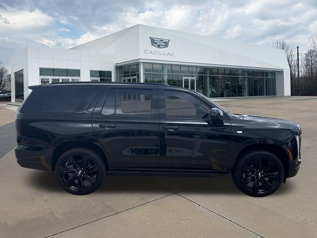 Used 2025 Cadillac Escalade Sport Platinum w/ LPO, Floor Liner Package AWD/4WD image 2