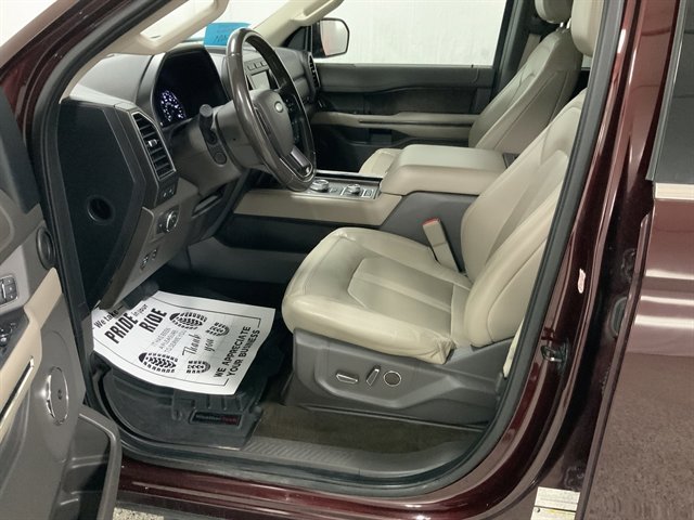 Used 2021 Ford Expedition Max Limited image 14