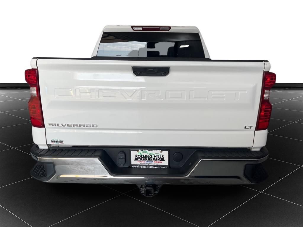 Used 2023 Chevrolet Silverado 1500 LT AWD/4WD image 4
