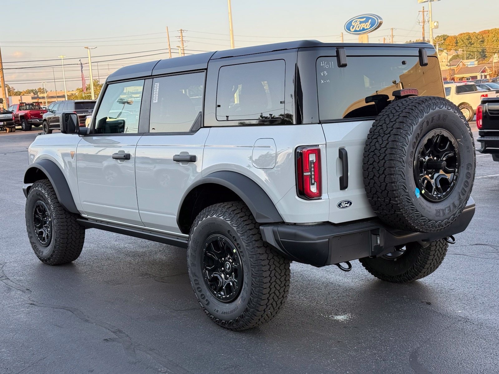 New 2026 Ford Bronco Badlands AWD/4WD image 5
