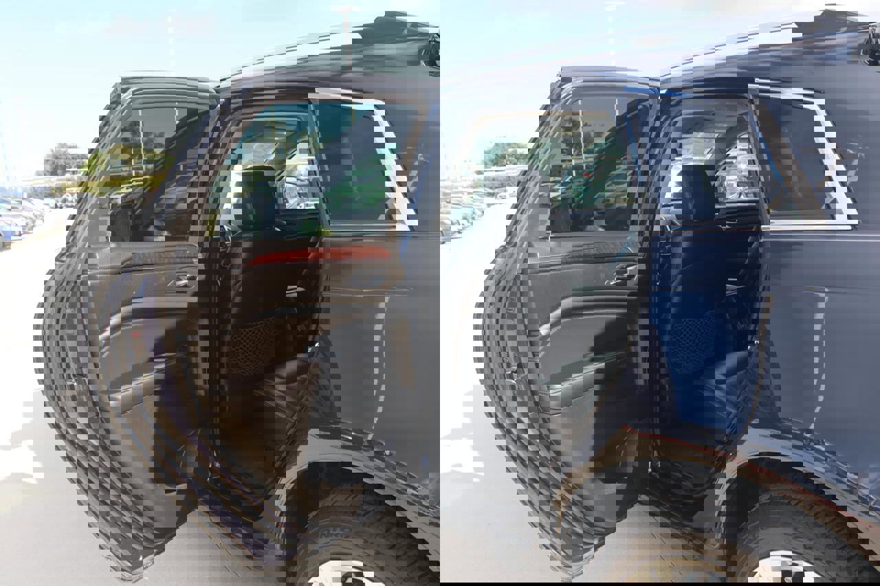 Used 2014 Cadillac SRX Performance w/ Driver Awareness Package image 19