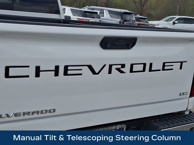 Used 2022 Chevrolet Silverado 2500 LTZ w/ LTZ Premium Package image 32