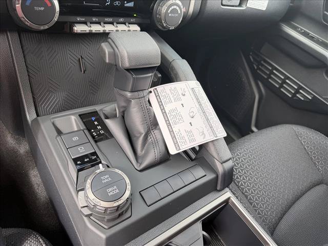 New 2026 Toyota 4Runner SR5 AWD/4WD image 14