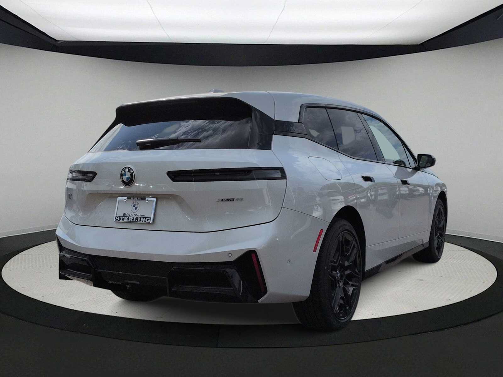 New 2026 BMW iX xDrive45 AWD/4WD image 8