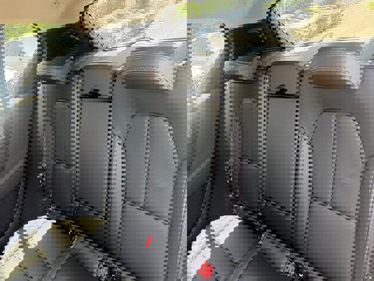 New 2026 Volvo XC40 B4 Core w/ Protection Package Premier image 22