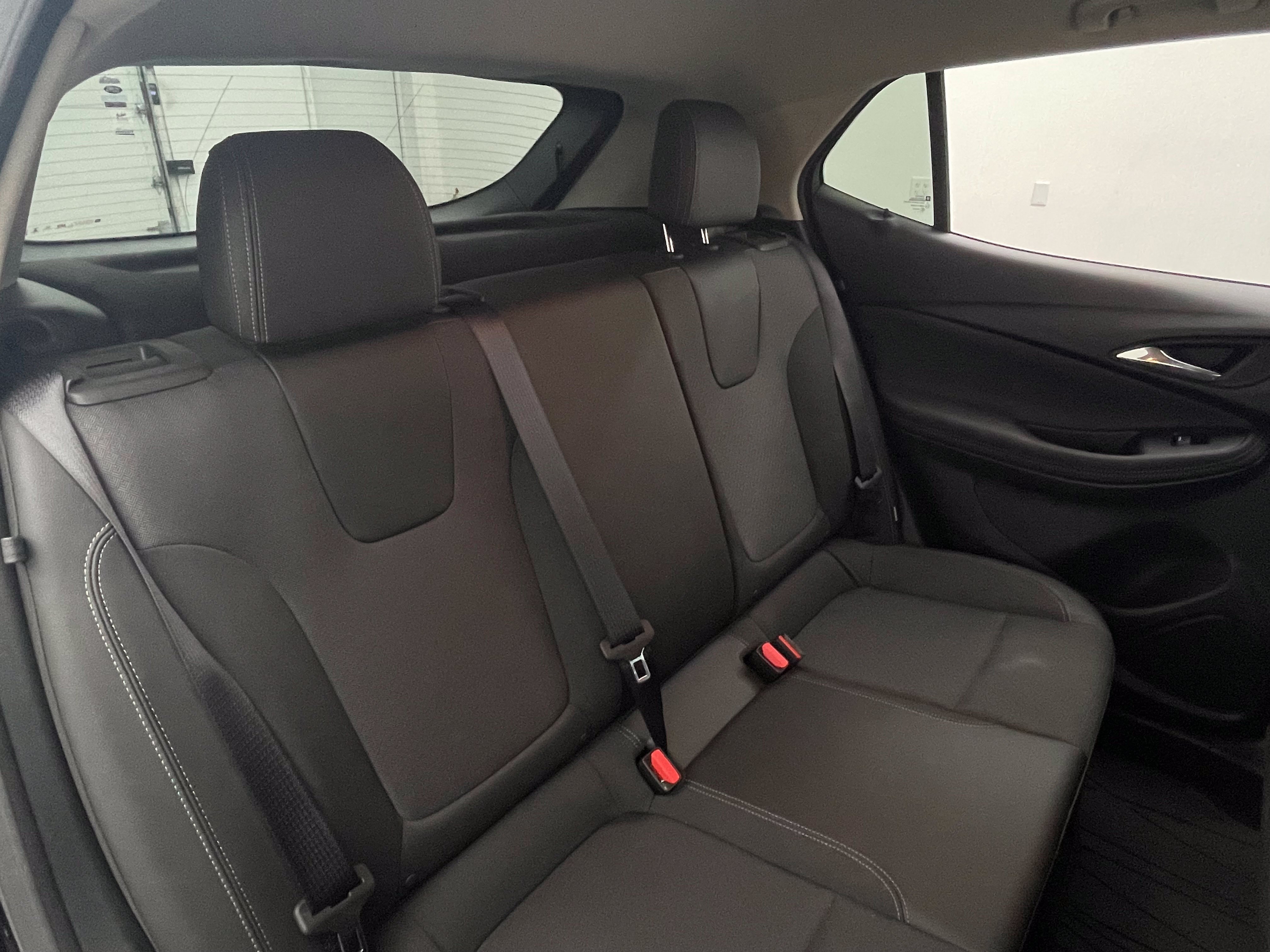 Used 2023 Buick Encore GX Preferred w/ Cold Weather Comfort Package AWD/4WD image 31
