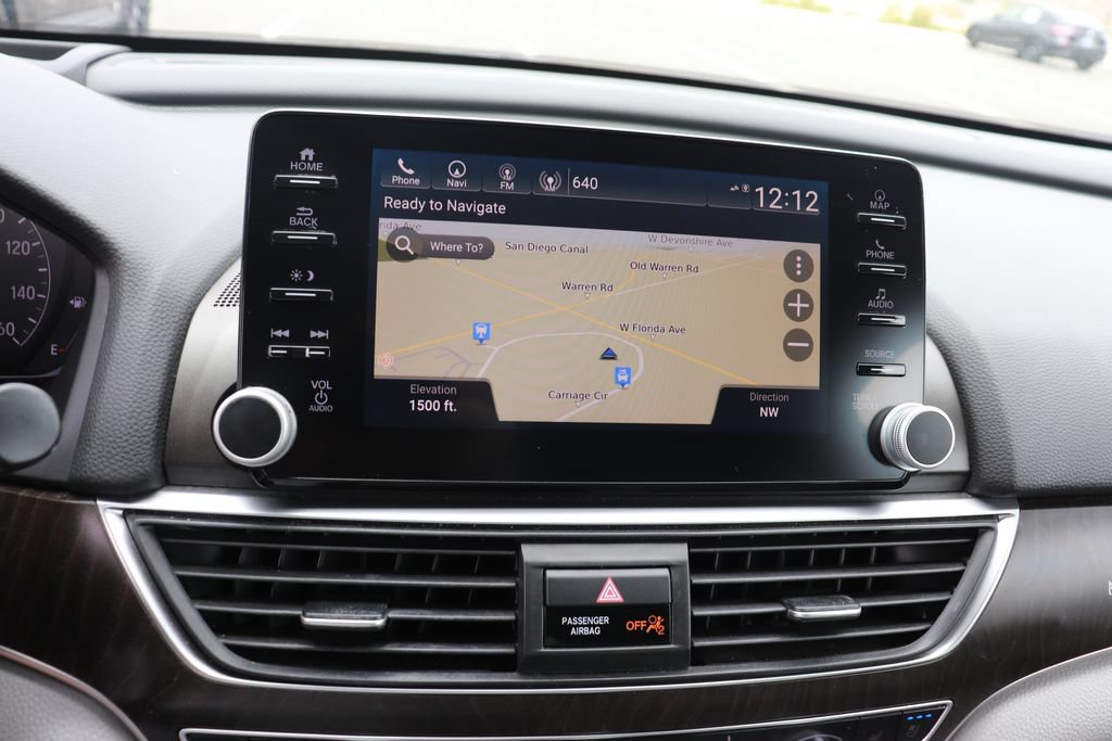 Used 2018 Honda Accord Touring image 16