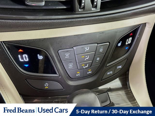 Used 2020 Buick Envision Preferred w/ LPO, Cargo Package AWD/4WD image 21