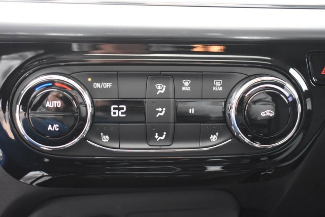 New 2026 Chevrolet Trax LT w/ Sunroof Package image 25