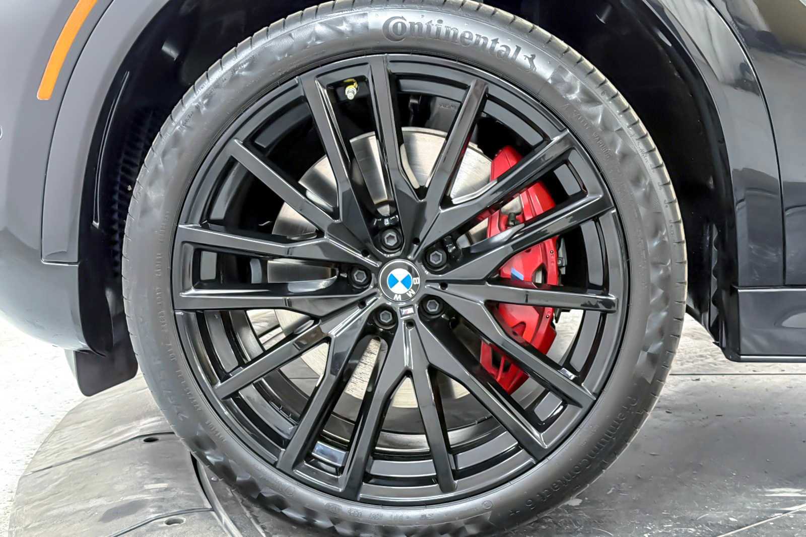 Used 2024 BMW X6 M60i image 27