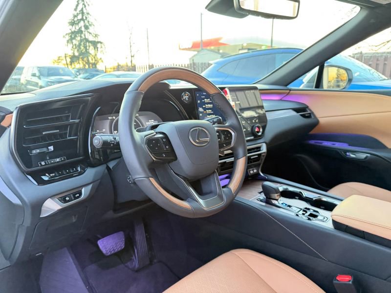 Used 2025 Lexus RX 350 w/ Convenience Package AWD/4WD image 12
