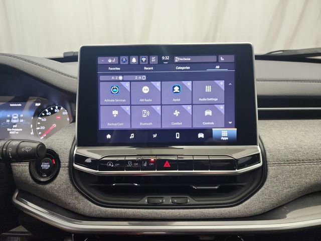 Used 2024 Jeep Compass Latitude image 16