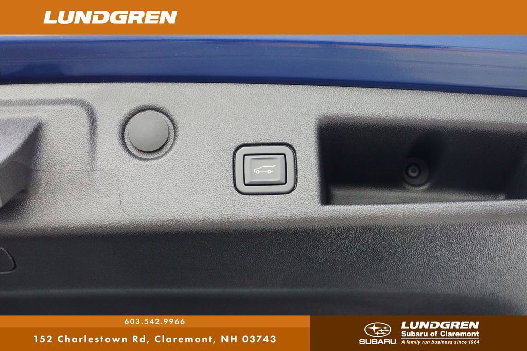 Used 2023 Chevrolet Equinox RS image 28