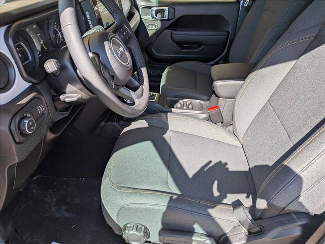 New 2026 Jeep Gladiator Sport image 4