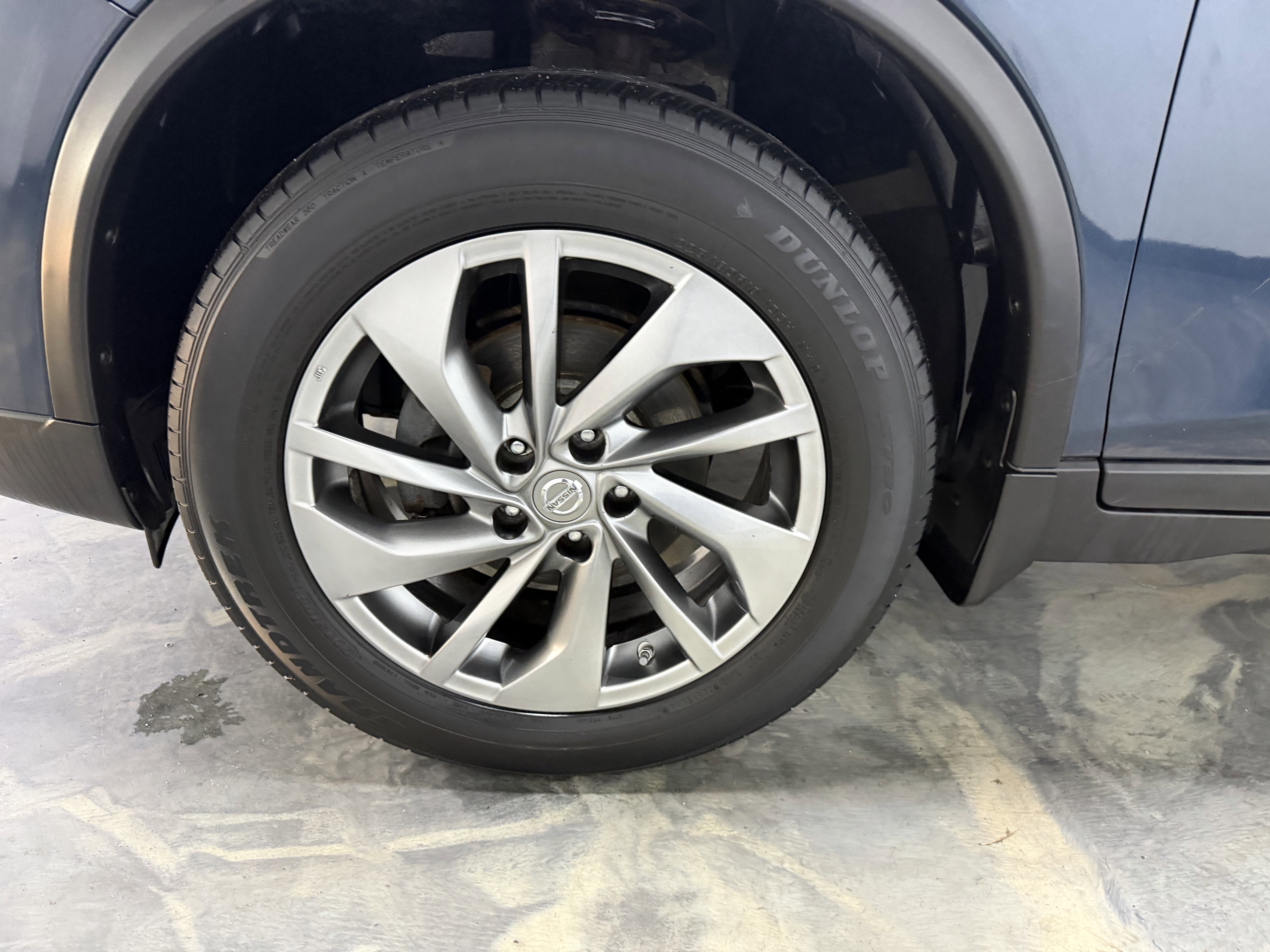 Used 2015 Nissan Rogue SL image 30