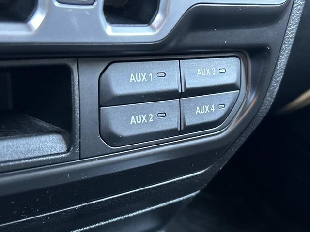 Used 2018 Jeep Wrangler Unlimited Sport S AWD/4WD image 28