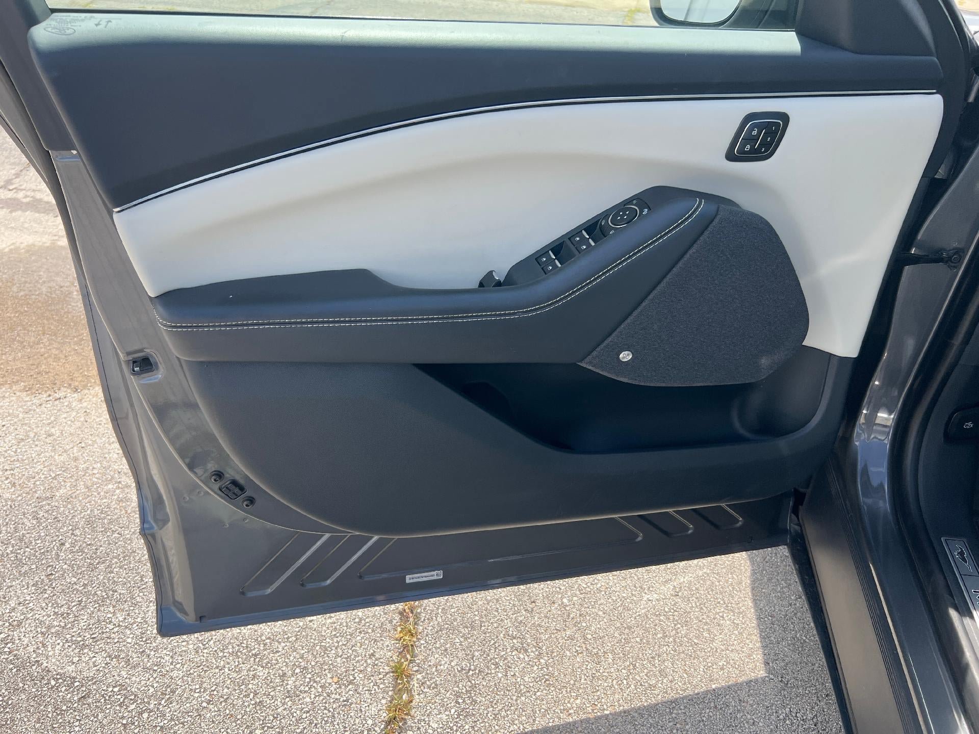 Used 2023 Ford Mustang Mach-E Premium RWD image 14