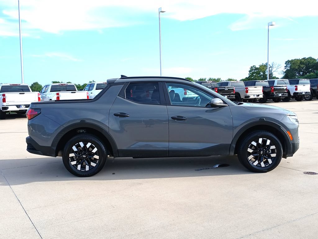 Used 2025 Hyundai Santa Cruz SEL FWD image 9