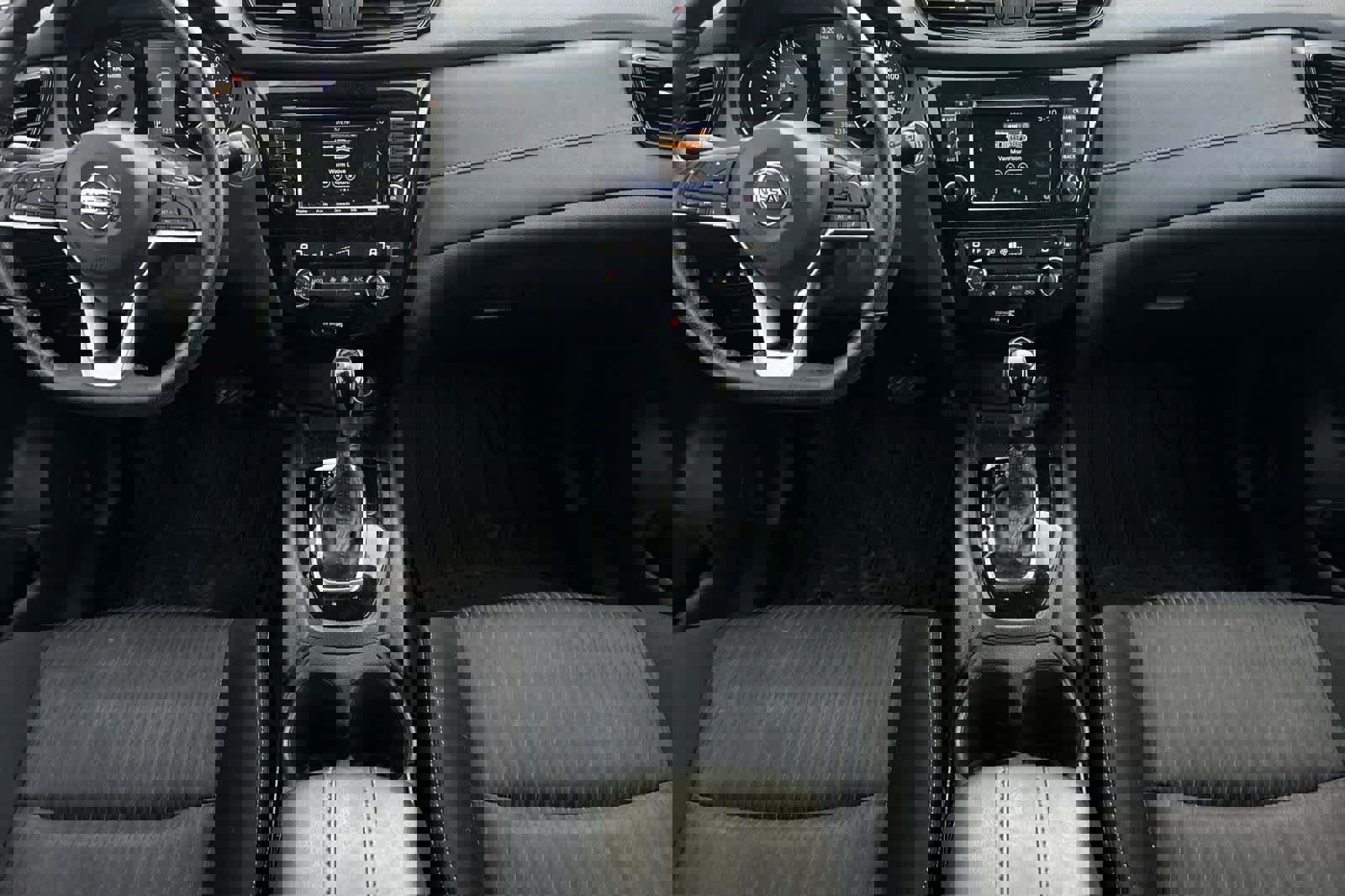 Certified 2020 Nissan Rogue SV image 4