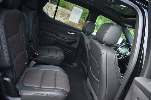 Used 2022 Chevrolet Traverse High Country AWD/4WD image 18