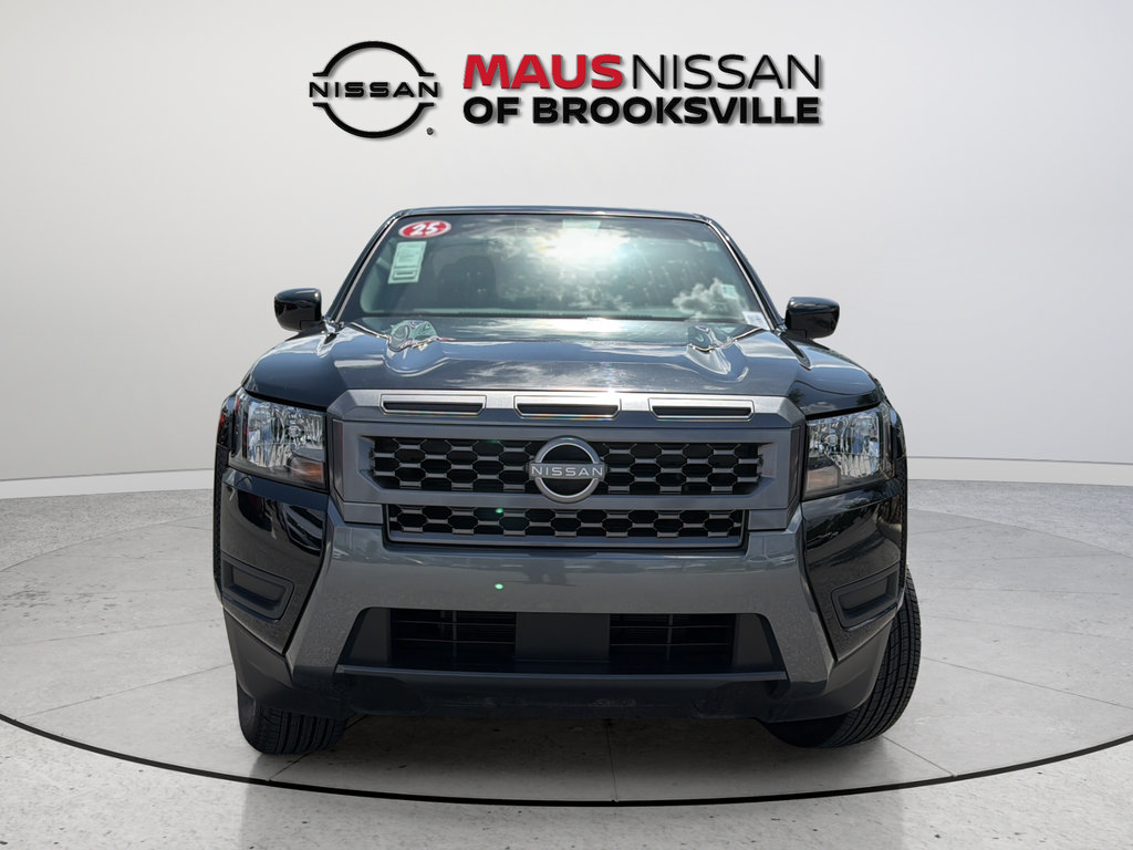 Certified 2025 Nissan Frontier SV RWD image 3
