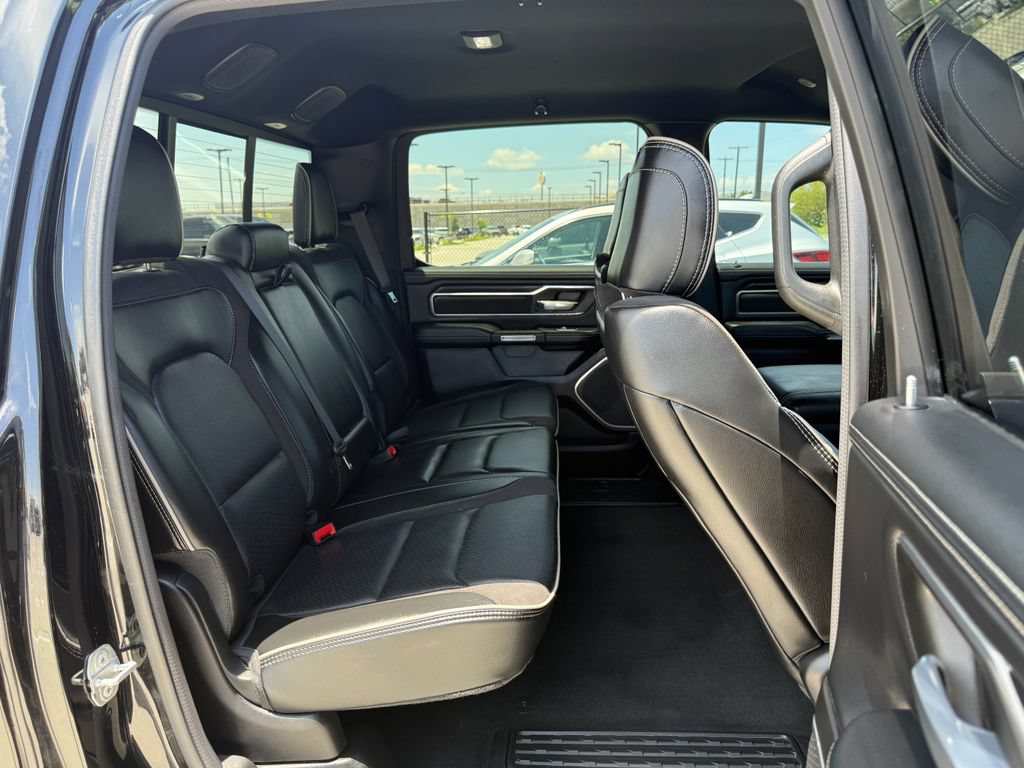 Used 2023 RAM 1500 Laramie AWD/4WD image 13