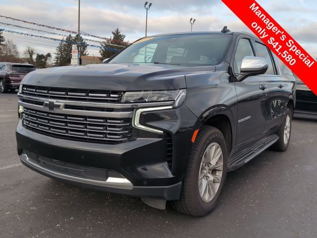 Used 2023 Chevrolet Suburban Premier image 3