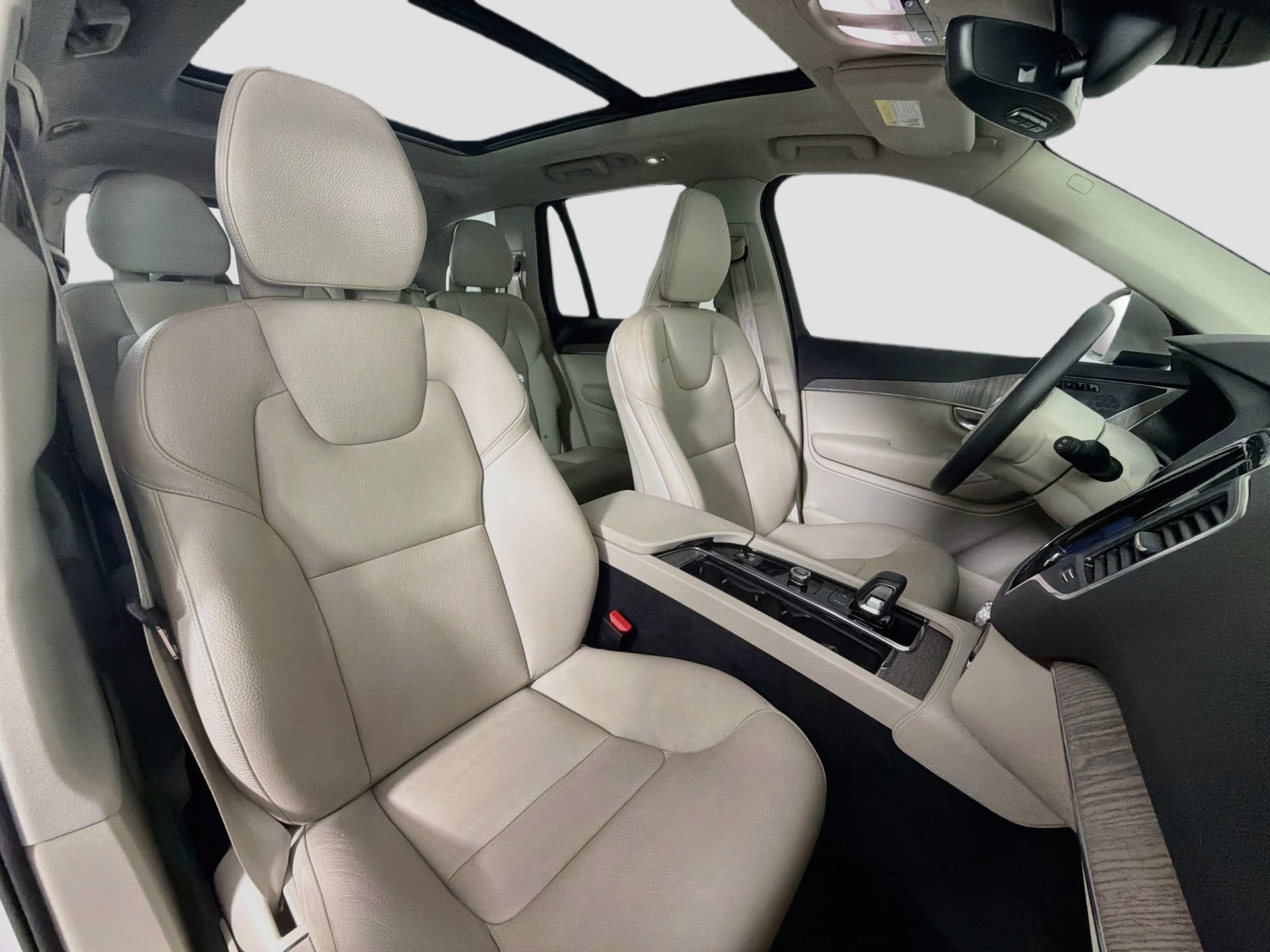 Certified 2023 Volvo XC90 B6 Core w/ Protection Package Premier AWD/4WD image 25