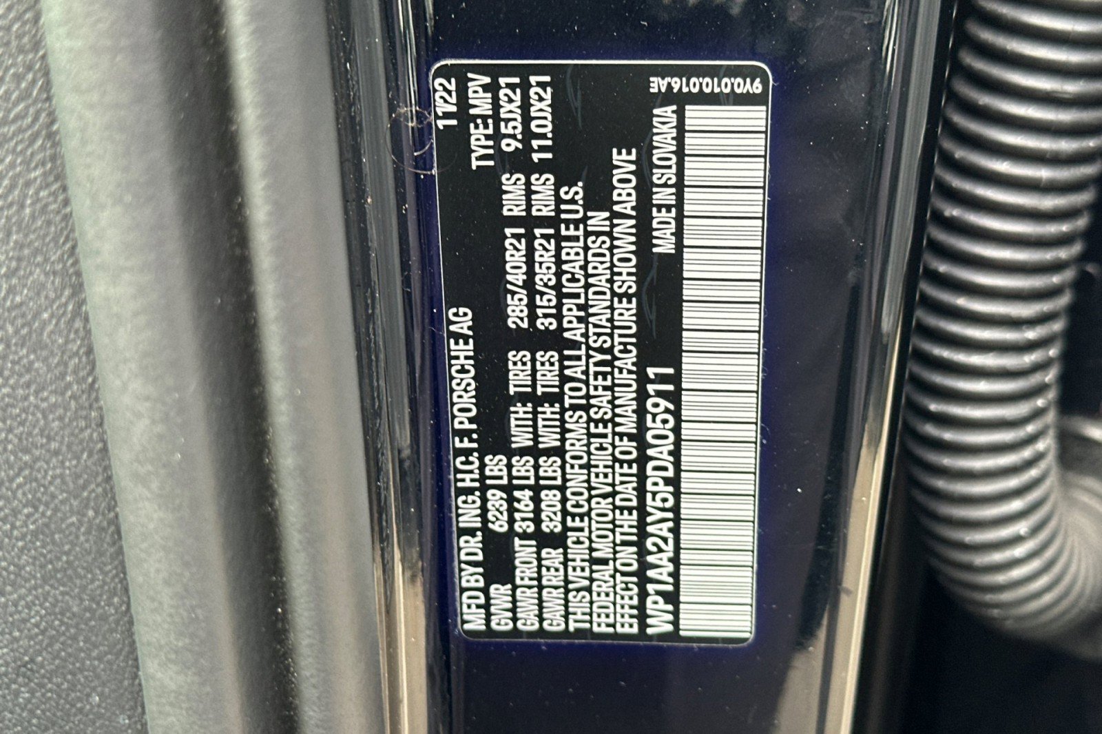 Used 2023 Porsche Cayenne image 29