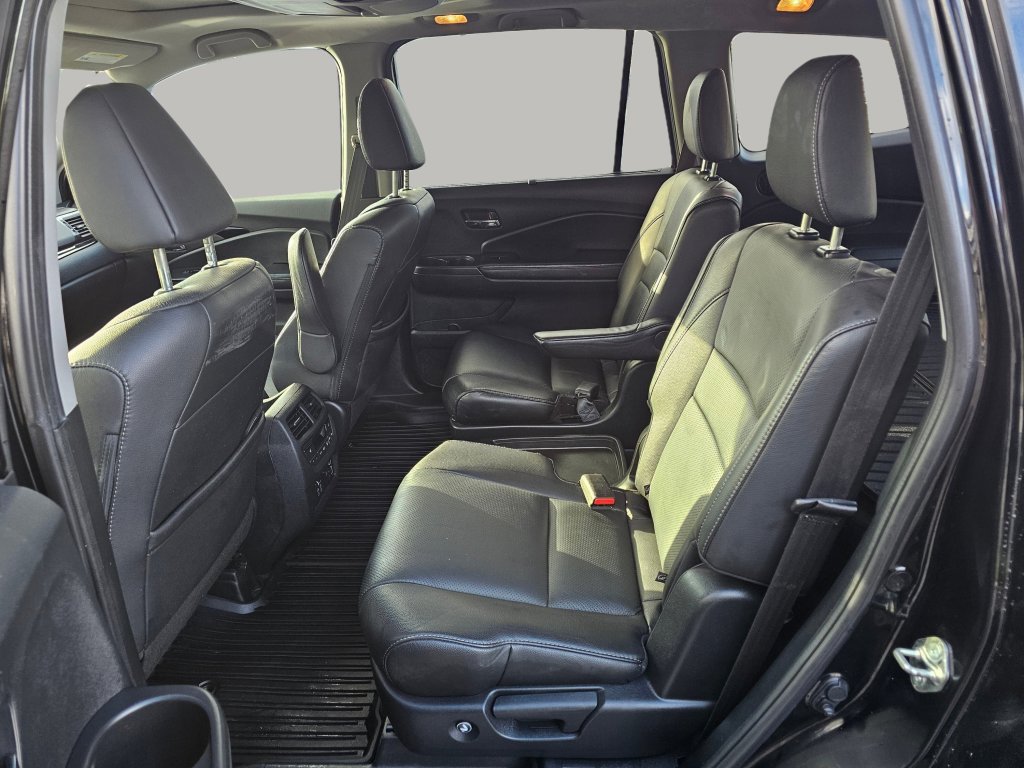 Used 2020 Honda Pilot Elite image 24