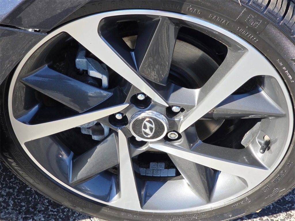 Used 2021 Hyundai Sonata SEL Plus w/ Preferred Accessory Package image 8