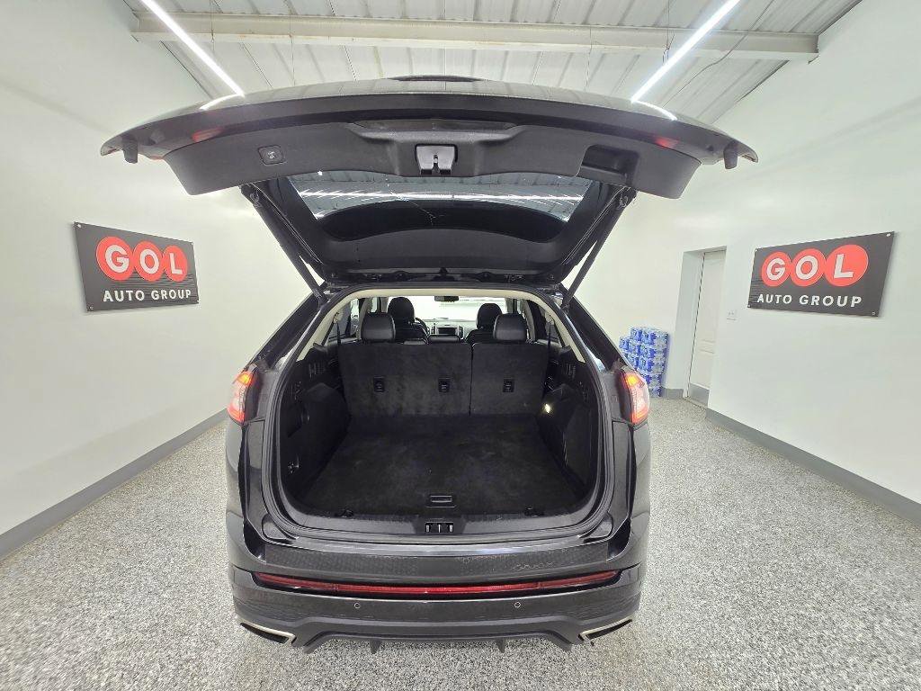 Used 2015 Ford Edge Sport w/ Equipment Group 401A FWD image 17