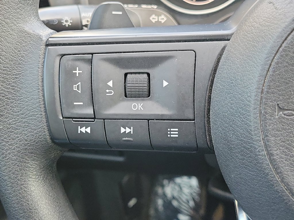 Certified 2023 Nissan Rogue S FWD image 29