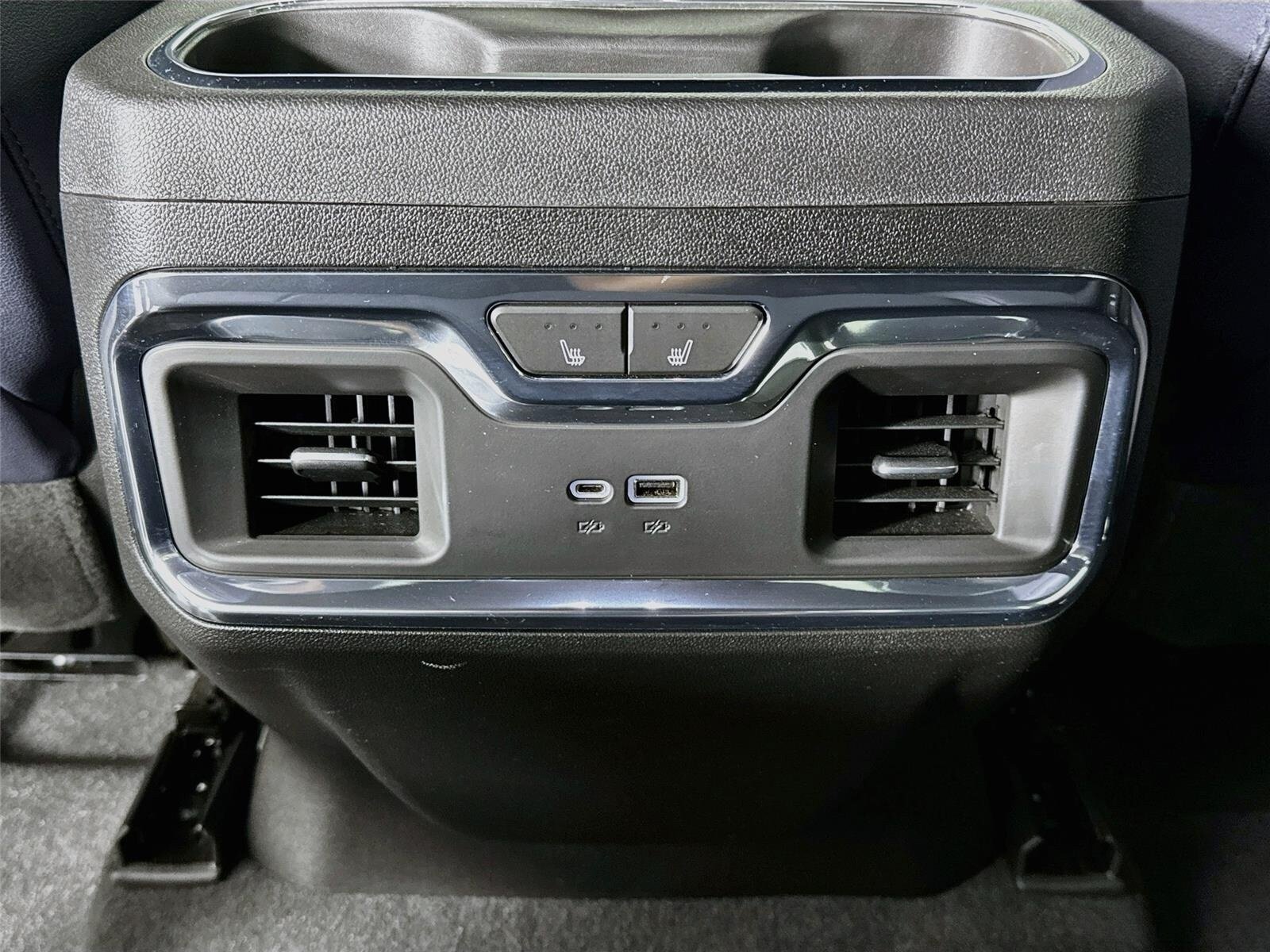 Certified 2024 Chevrolet Silverado 1500 High Country w/ High Country Premium Package AWD/4WD image 27