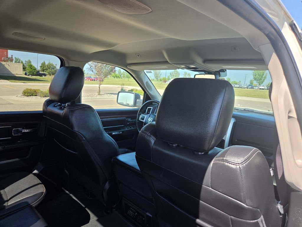 Used 2017 RAM 1500 Laramie w/ Convenience Group AWD/4WD image 43