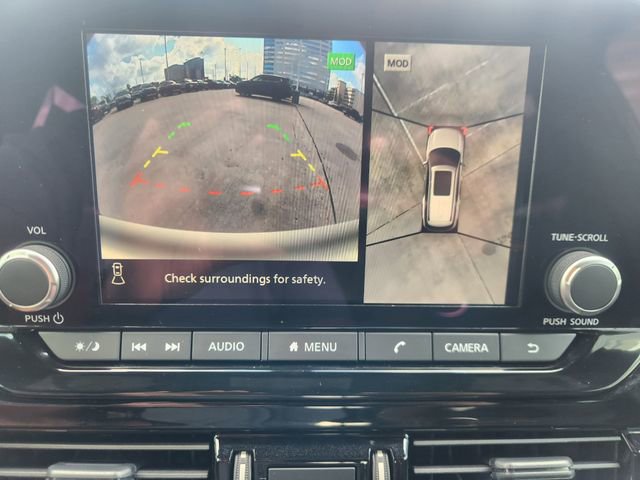 Used 2025 Nissan Pathfinder Rock Creek image 17