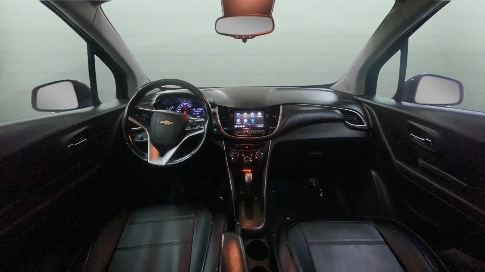 Used 2019 Chevrolet Trax LT w/ Driver Confidence Package FWD image 9