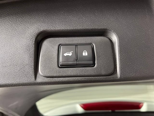 Used 2024 Nissan Rogue SV FWD image 49