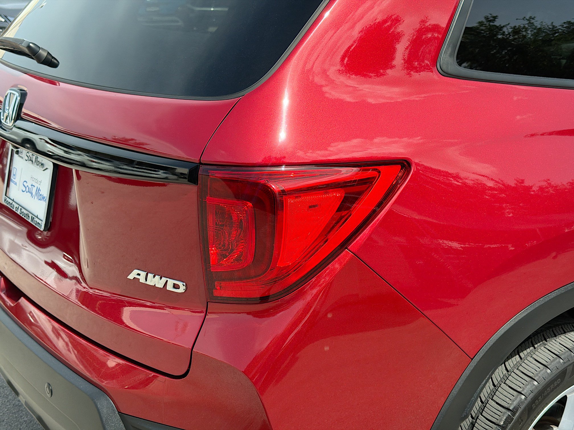 Certified 2025 Honda Passport EX-L image 27